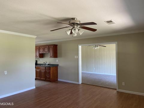 202 Alyce Pl, Long Beach, MS 39560 photo 3