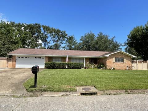 754 Cambridge Dr, Biloxi, MS 39532 photo 1