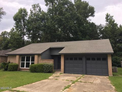 688 Apona St, Diamondhead, MS 39525 photo 1