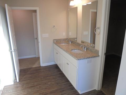 217 Hawthorne Dr, Long Beach, MS 39560 photo 27