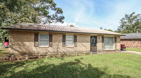 7505 Canton Dr, Biloxi, MS 39532 photo 1
