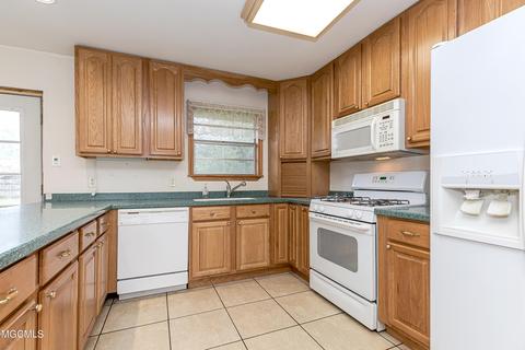 11368 Ruth Ct, Biloxi, MS 39532 photo 14