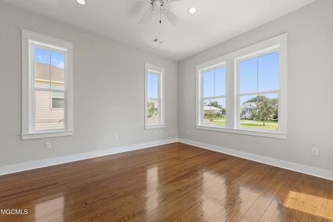 210 West Ave, Long Beach, MS 39560 photo 12