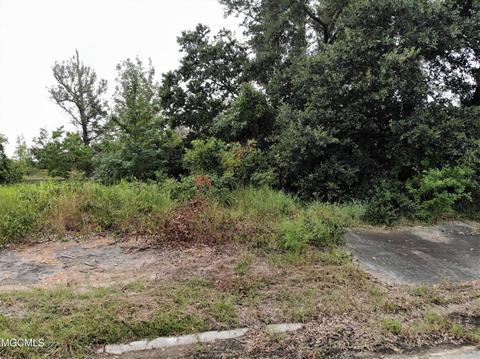 97 99 Pitcher Pt, Long Beach, MS 39560 photo 10