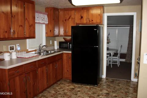 2203 Cooks Corner Rd, Lucedale, MS 39452 photo 4