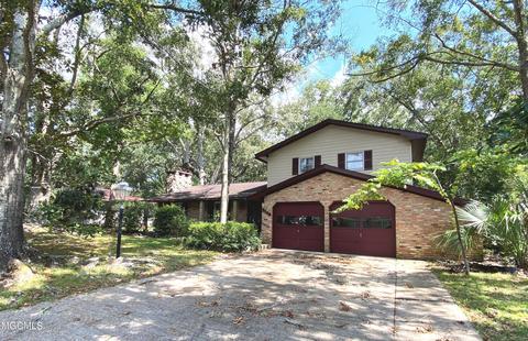 3748 Riverpine Dr, Moss Point, MS 39563 photo 2