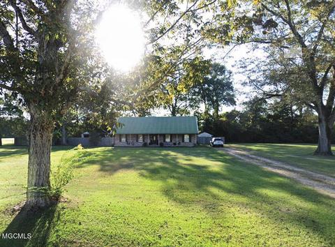 81 Herscel Mitchell Rd, Picayune, MS 39466 photo 2