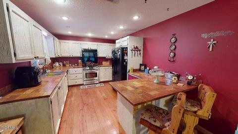 119 Tadpole Ln, Lucedale, MS 39452 photo 5