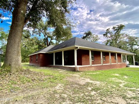 1215 River Rd, Lucedale, MS 39452 photo 1