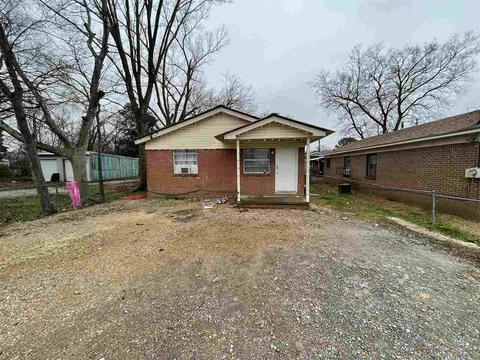 623 Chestnut, Canton, MS 39046 photo 1