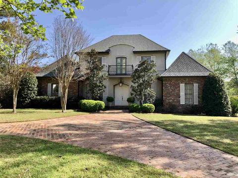 2 Pierce Cv, Jackson, MS 39211 photo 1