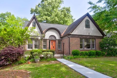 1018 Pinehurst St, Jackson, MS 39202 photo 1