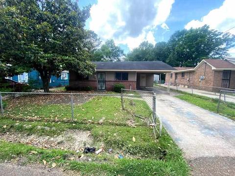 237 Boyd St, Canton, MS 39046 photo 1