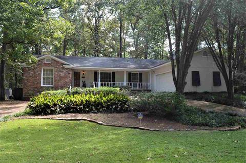 4720 Shadowood Dr, Jackson, MS 39211 photo 1