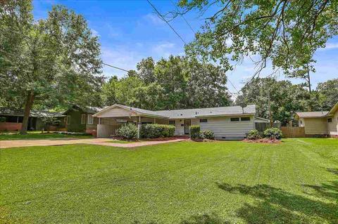 344 E North St, Canton, MS 39046 photo 1
