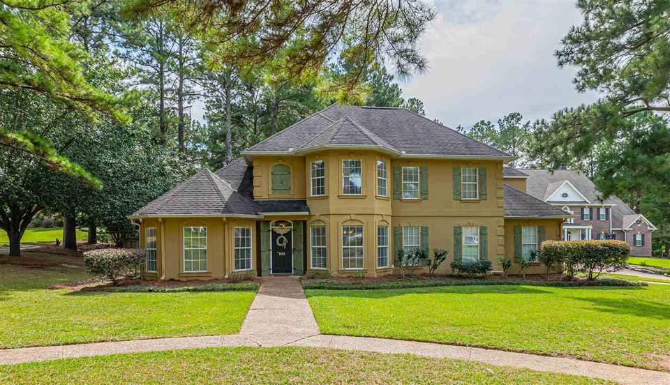 105 Whisper Lake Blvd, Madison, MS 39110 50 Photos MLS 344069 Movoto