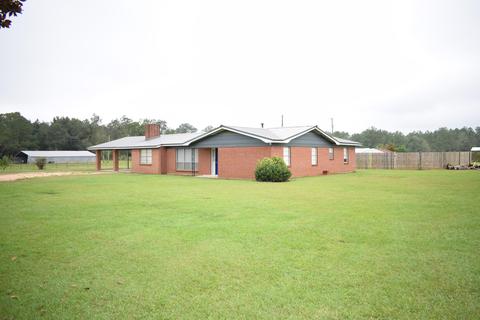 249 V E Howell Rd, Lucedale, MS 39452 photo 3