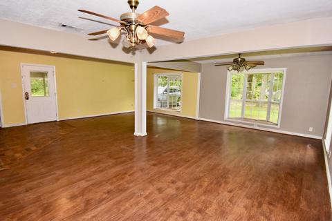 3608 Sheffield Rd, Moss Point, MS 39562 photo 4