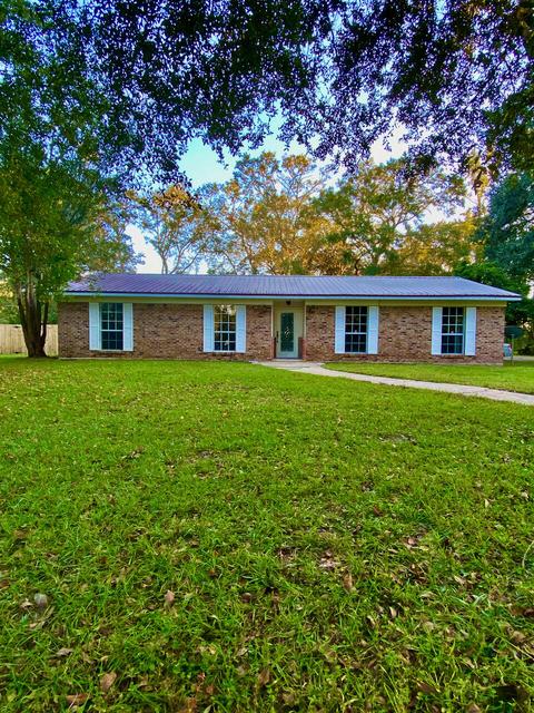 3608 Sheffield Rd, Moss Point, MS 39562 photo 1
