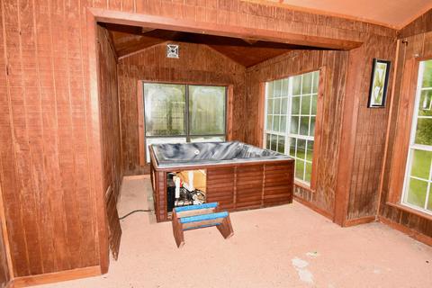 3608 Sheffield Rd, Moss Point, MS 39562 photo 14