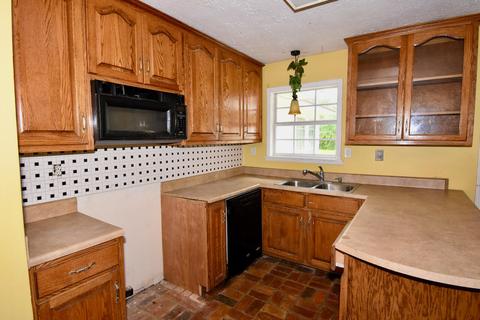 3608 Sheffield Rd, Moss Point, MS 39562 photo 6