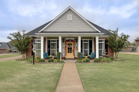 7303 Wind Dr, Olive Branch, MS 38654 photo 2