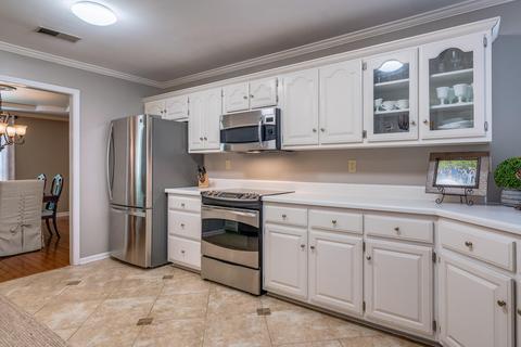 8669 Windersgate Dr, Olive Branch, MS 38654 photo 10