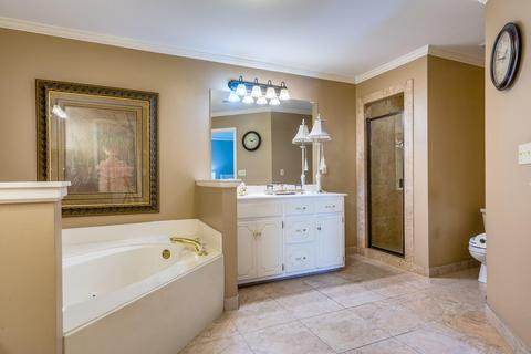 8669 Windersgate Dr, Olive Branch, MS 38654 photo 13