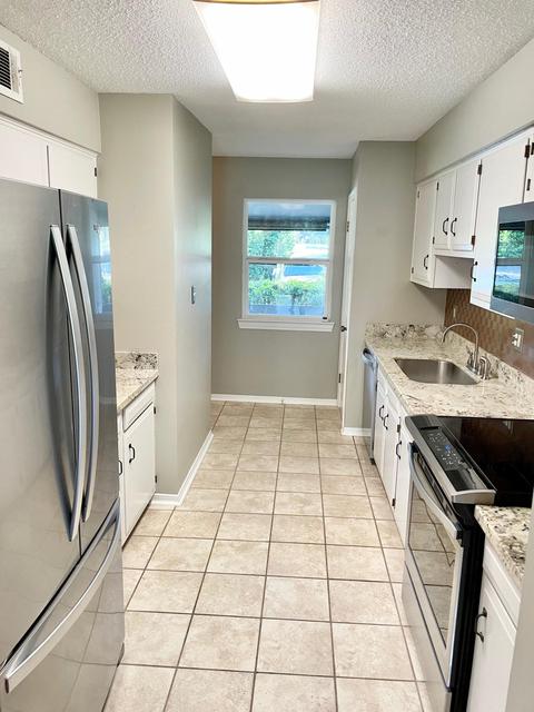 250 Highpoint Dr, Diamondhead, MS 39525 photo 9