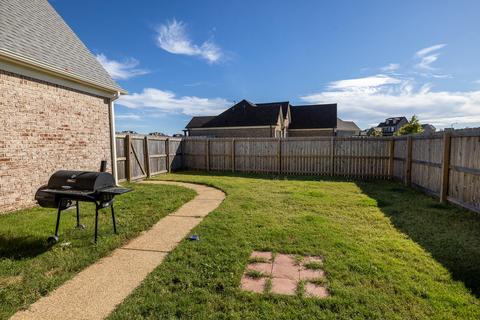 4902 E Margarette Cir, Olive Branch, MS 38654 photo 24