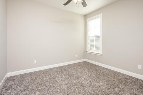 4902 E Margarette Cir, Olive Branch, MS 38654 photo 15