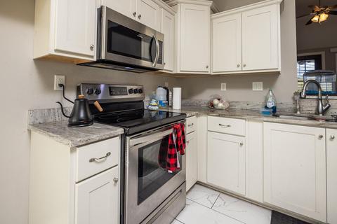 4902 E Margarette Cir, Olive Branch, MS 38654 photo 6