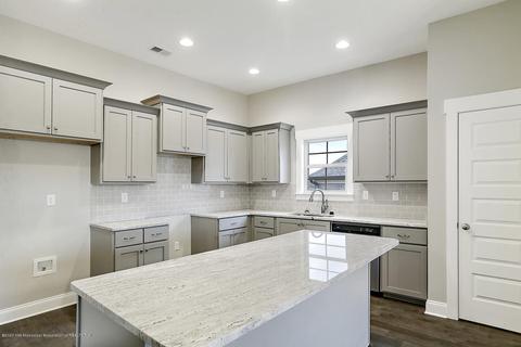 638 Holiday Cv, Hernando, MS 38632 photo 5