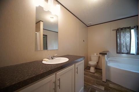 25384 Katie Dr, Picayune, MS 39466 photo 11