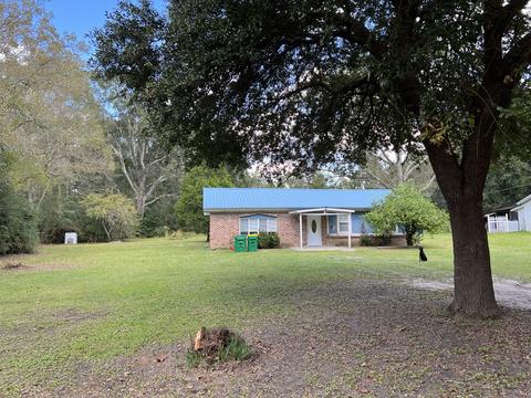 6801 Firetower Rd, Moss Point, MS 39562 photo 1