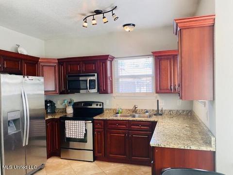 956 Poni Pl, Diamondhead, MS 39525 photo 5