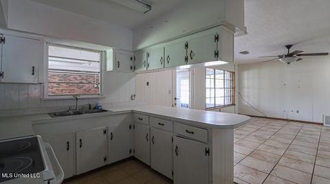 101 Saint Augustine Dr, Long Beach, MS 39560 photo 11