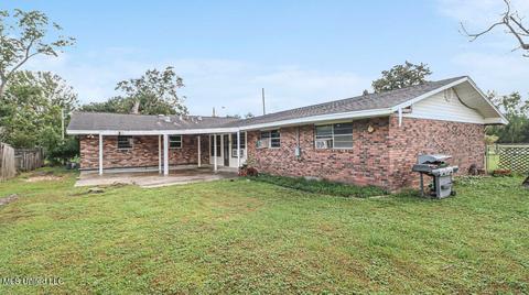 101 Saint Augustine Dr, Long Beach, MS 39560 photo 4