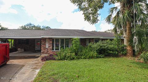 101 Saint Augustine Dr, Long Beach, MS 39560 photo 2