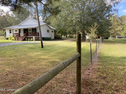 123 Webb Cir, Florence, MS 39073 photo 9