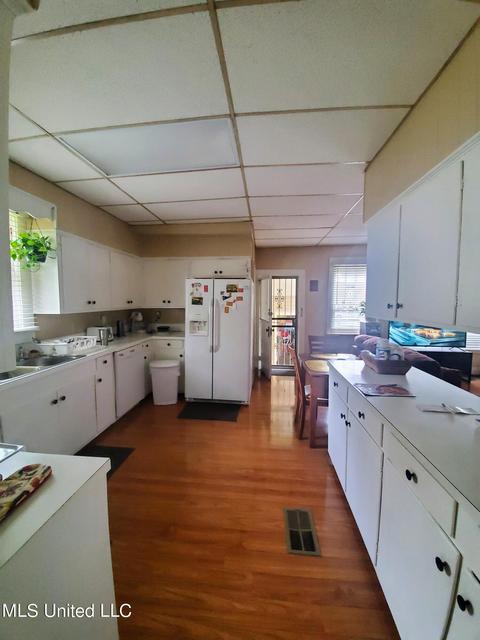 503 E Center St, Canton, MS 39046 photo 9