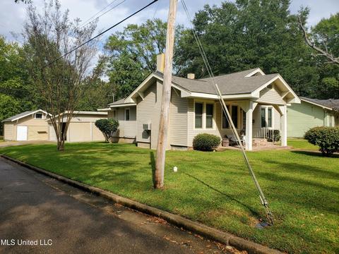 503 E Center St, Canton, MS 39046 photo 2