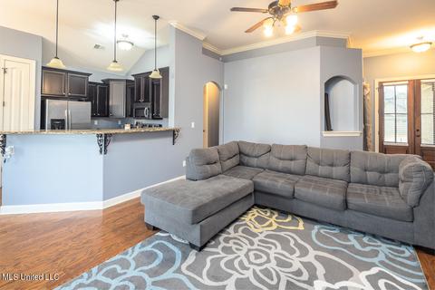 4227 Blake Cir, Olive Branch, MS 38654 photo 4