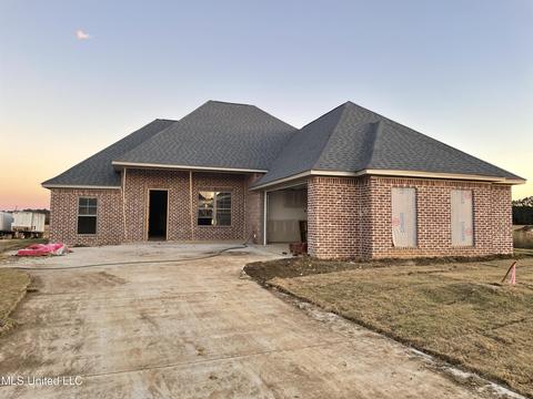 131 Palace Xing, Flowood, MS 39232 photo 1