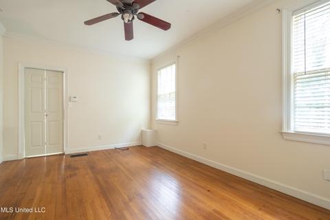 524 Seneca Ave, Jackson, MS 39216 photo 5