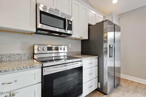 37 Cascade Cv, Perkinston, MS 39573 photo 12