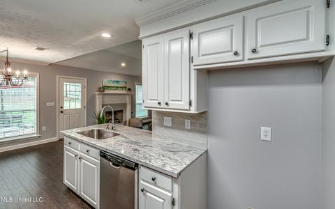 252 Azalea Ct, Brandon, MS 39047 photo 10