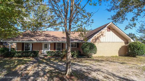 200 Mcguire Dr, Long Beach, MS 39560 photo 1