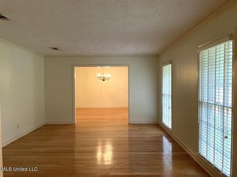 4436 Woodlark Dr, Jackson, MS 39211 photo 3
