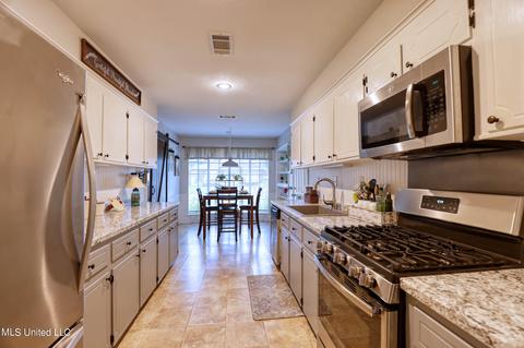 511 N Forest Ave, Long Beach, MS 39560 photo 12